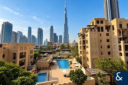 Burj Khalifa View | Large Layout | 1 Bedroom