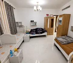 Bed Space near Bus Stop (Female only)