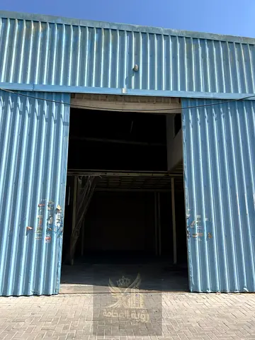 Warehouse for rent in Industrial Area 18 with 1,500 sq. ft. of space, including an office and bathroom. Practical layout suitable for storage and comm