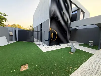 Best Price Golden Offer Signature 4BR Villa With Majlis and Private Pool Only 245k