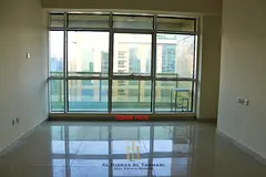 High-Floor 1BR | Lake & Skyline Views | Balcony
