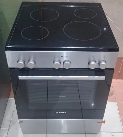 I’m seling Siemens Electric Ceramic Cooker 60cm under warranty