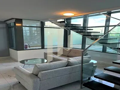 Fully Furnished | Vibrant Area | Great Amenities