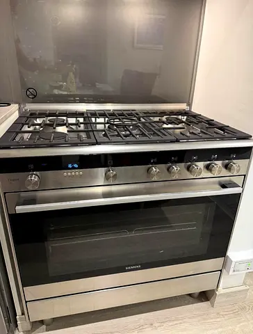 Siemens IQ700 Stainless Steel Top Gas Oven Electric 90cm