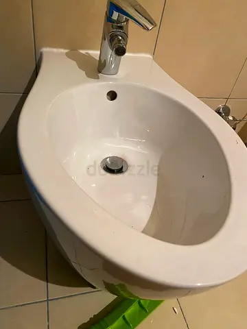 Ceramic bidet basin with mixer tap - good condition