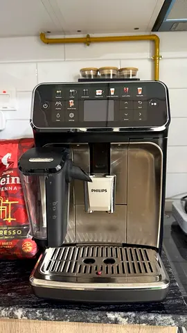 Philips Fully Automatic Espresso/Coffee Machine - Excellent Working Condition