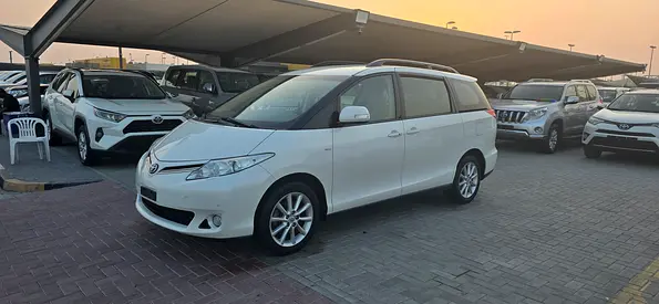 Toyota Previa SE 2020 GCC Specs Top