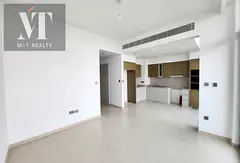 END unit l Close to Pool and Park l Spacious Unit