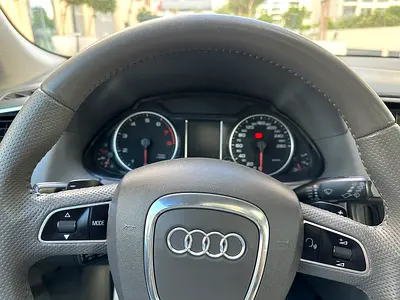 2011 AUDI Q5 — фото 7