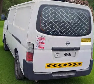2009 Nissan URVAN — фото 1