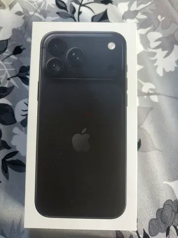 Apple iPhone 18 pro max - Black, Unopened