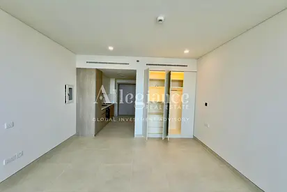 BRAND NEW | SEMI FURNISHED | PREMIUM AMENITIES