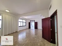 4Bhk Villa/ Huge living hall/ Central Ac