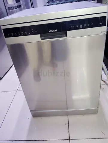 Siemens iQ 500 freestanding stainless steel dishwasher - good condition