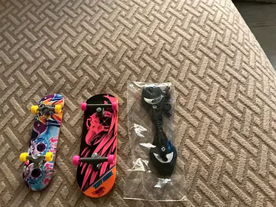 Set of 3 Fingerboard Skateboards with Tools — Good Condition