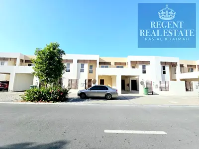 Well Maintained 2 Beds + Maid Townhouse l Yearly