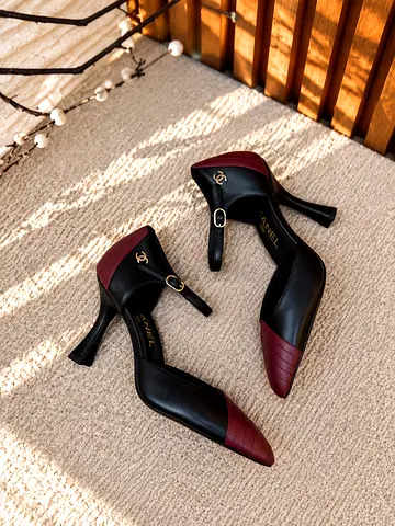 Chanel two-tone black & burgundy leather heels, size EU 38 (preloved)