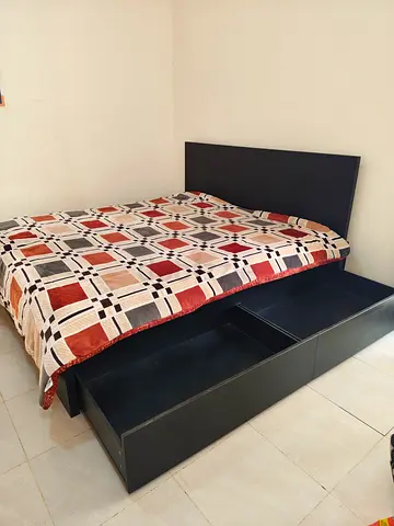 King size Bed with Mattress