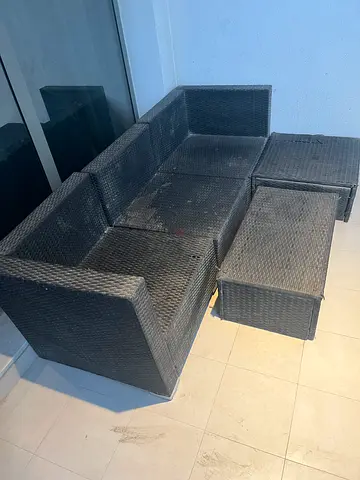 Outdoor furniture free