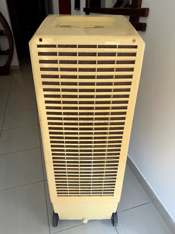 Outdoor air conditioning with remote control