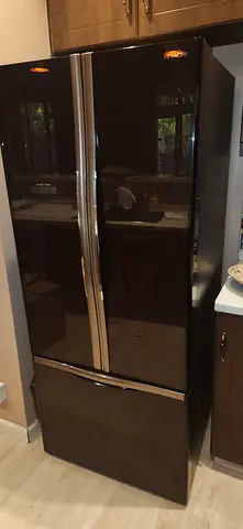 HITACHI Large brown refrigerator in Excellent condition