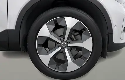 2024 Volvo XC40 — миниатюра 12