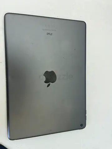 Apple iPad (Space Gray) - Good working condition