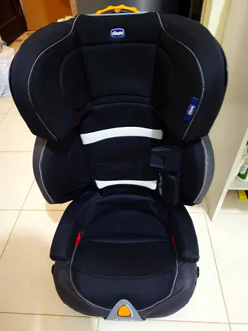 Used Chicco child car seat / booster seat in good condition