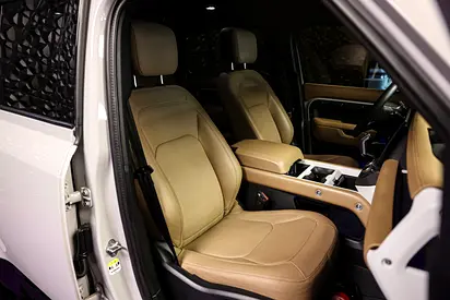 صورة 8 لـ 2026 LAND Rover DEFENDER