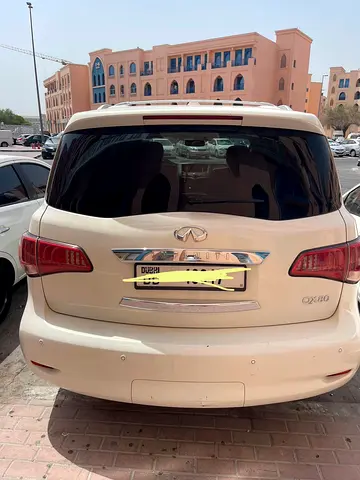 2014 Infiniti QX80 照片 9