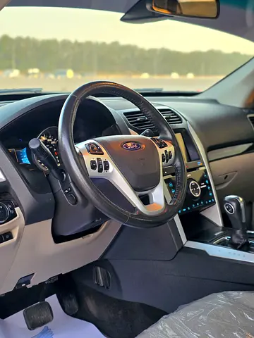 2013 FORD EXPLORER 缩略图 12