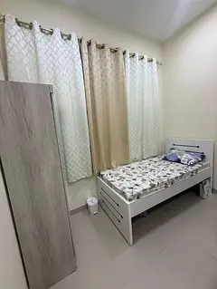Fully Furnished NEW Executive Bed Space sharing with one Executive, studio Flat