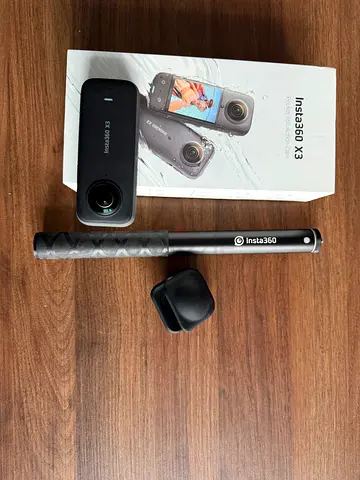 Insta360 X3