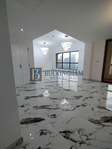 Bright & Spacious I Fully Upgraded I Sadaf 8