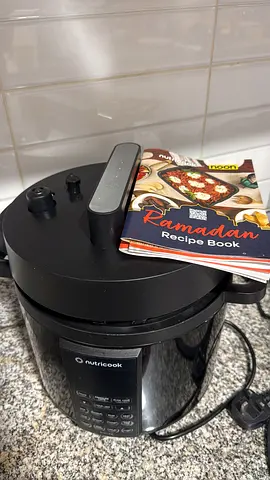 E pressure cooker