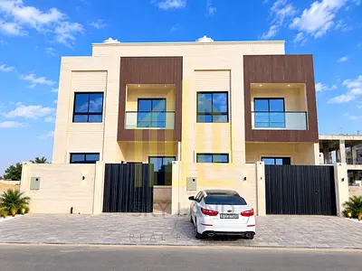 Townhouse - Good location - Fees included - 3 floors - Excellent price