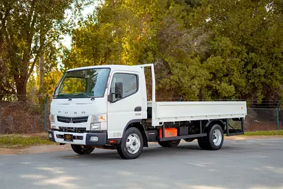 Mitsubishi Canter Cargo Body | Diesel | GCC Specs | Ref#M05104