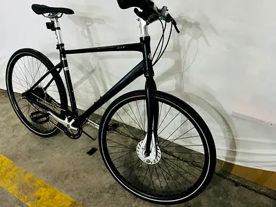 Road or hybrid bike Japan