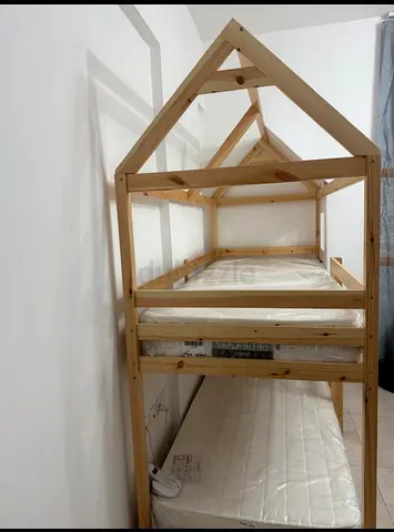 Pine Wood Kids House Bunk Bed with Mattresses - Exellent Condition, never used…still in warranty