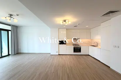 Modern | Creek Views | Fully Furnished