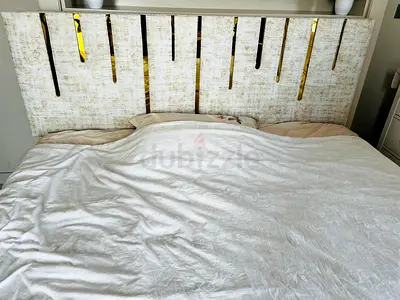 King size Coat and Bed for Sale … Less used