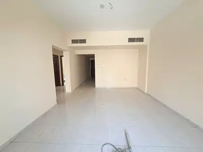 Brilliant offer 2bhk aparrment just in 40k ready to move only for family