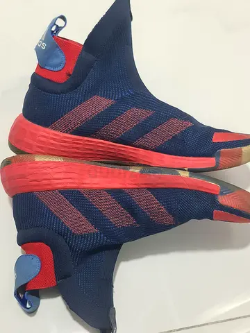 Adidas marvel size 44.like new