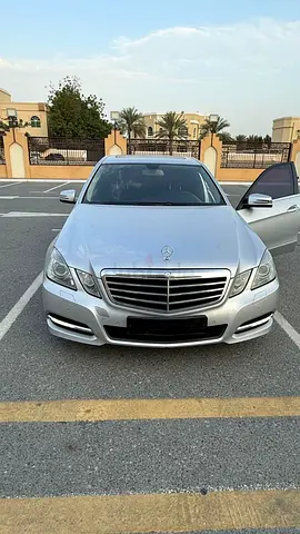 Mercedes-Benz E-Class E 200 Exclusive 2011 Korean Specs