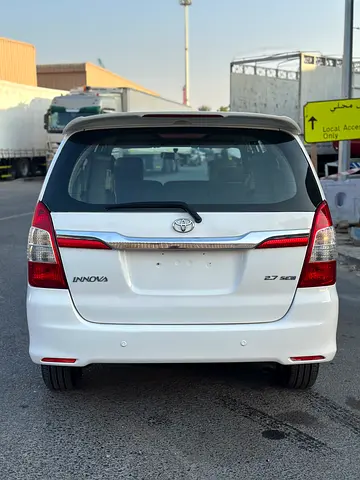 2015 Toyota Innova SE+ GCC Specs for Sale
