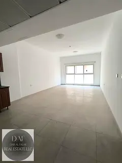 1 BEDROOM HALL FLAT BEHIND MADINA MALL IN MUHAISNAH 4 TOWARDS GULF MODEL SCHOOL AND NEW DAWN PRIVATE