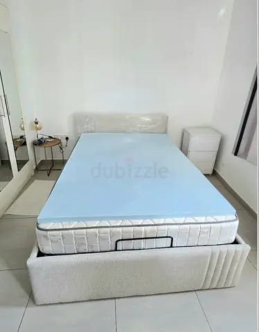 BED WITH STORAGE + BRAND-NEW MATTRESS + FREE TOPPER
