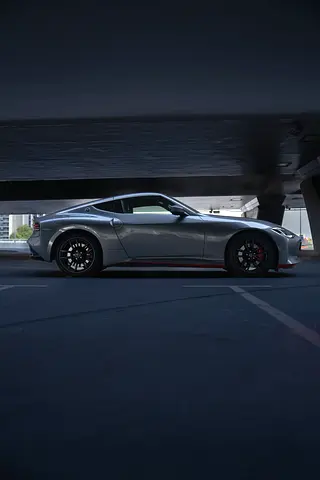 2023 Nissan Z — миниатюра 12