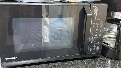 Toshiba Microwave, Good as New Working Condition
