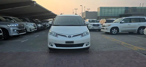 2020 Toyota PREVIA photo 3